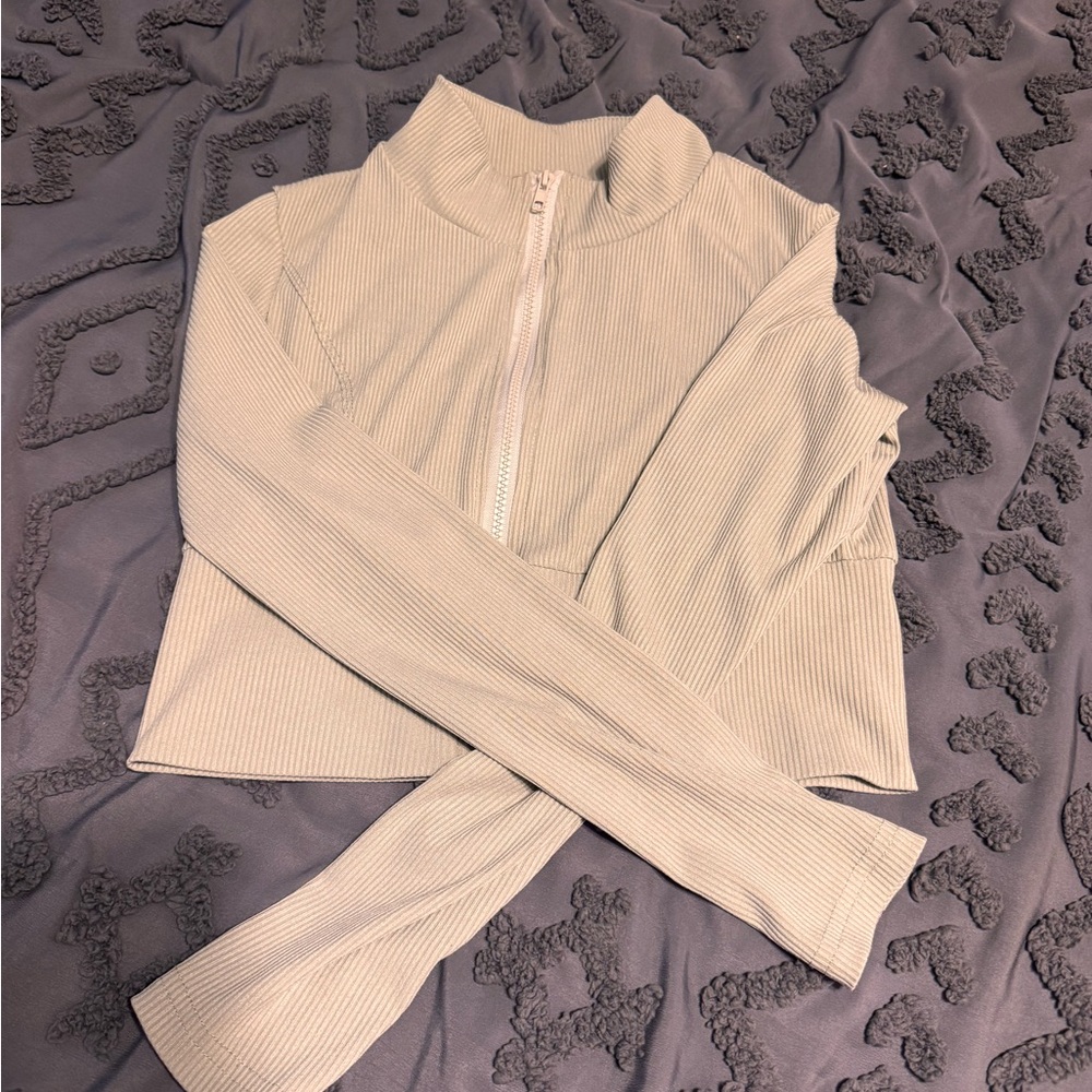 SHEIN Ribbed Zip-Front Cropped Top in Sage Green